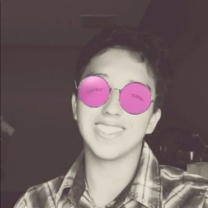 Meet your Posher, Sam